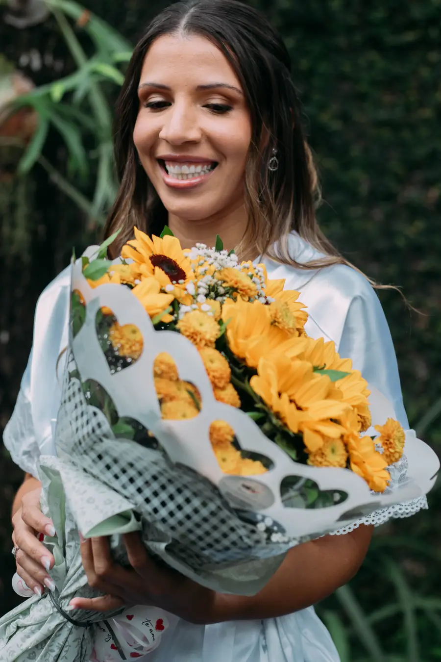 Casamento, com o casal e os detalhes do dia, fotografia de Raquel Coutinho. Foto 3.