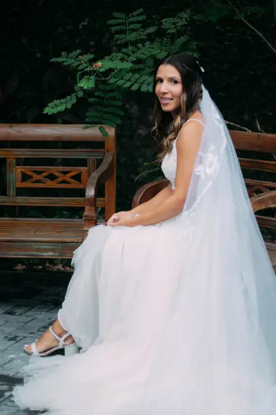 Casamento, com o casal e os detalhes do dia, fotografia de Raquel Coutinho. Foto 14.