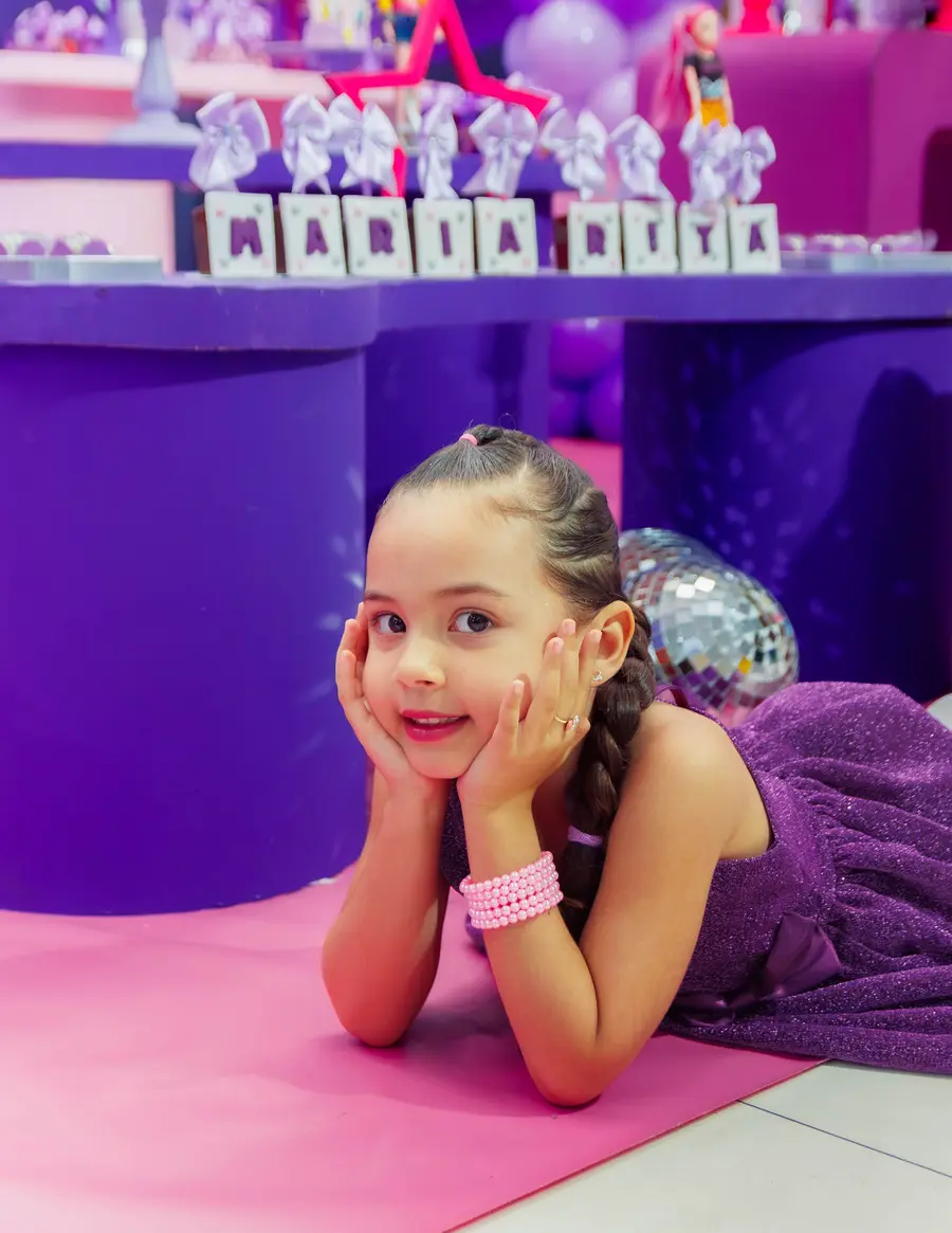 Festa infantil, com crianças, decoração e emoção, fotografia de Raquel Coutinho. Foto 6.