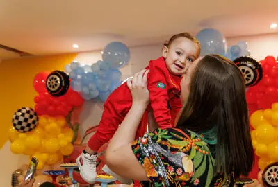 Festa infantil, com crianças, decoração e emoção, fotografia de Raquel Coutinho. Foto 12.